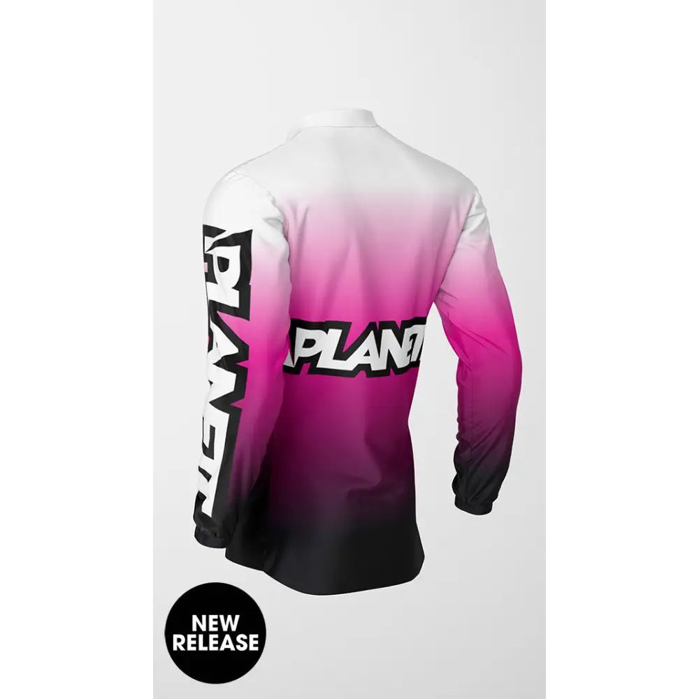 Long-sleeved pink and black gradient shirt.