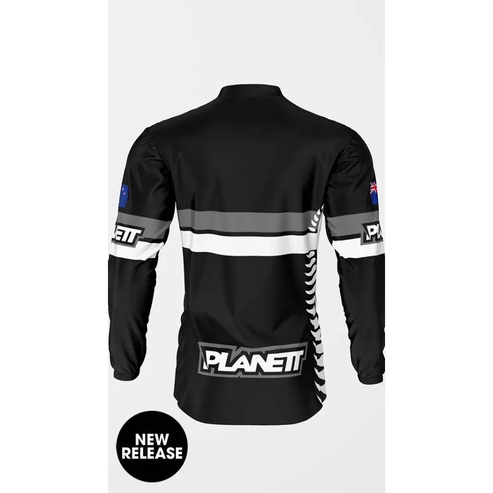 Black and white long-sleeved jersey.