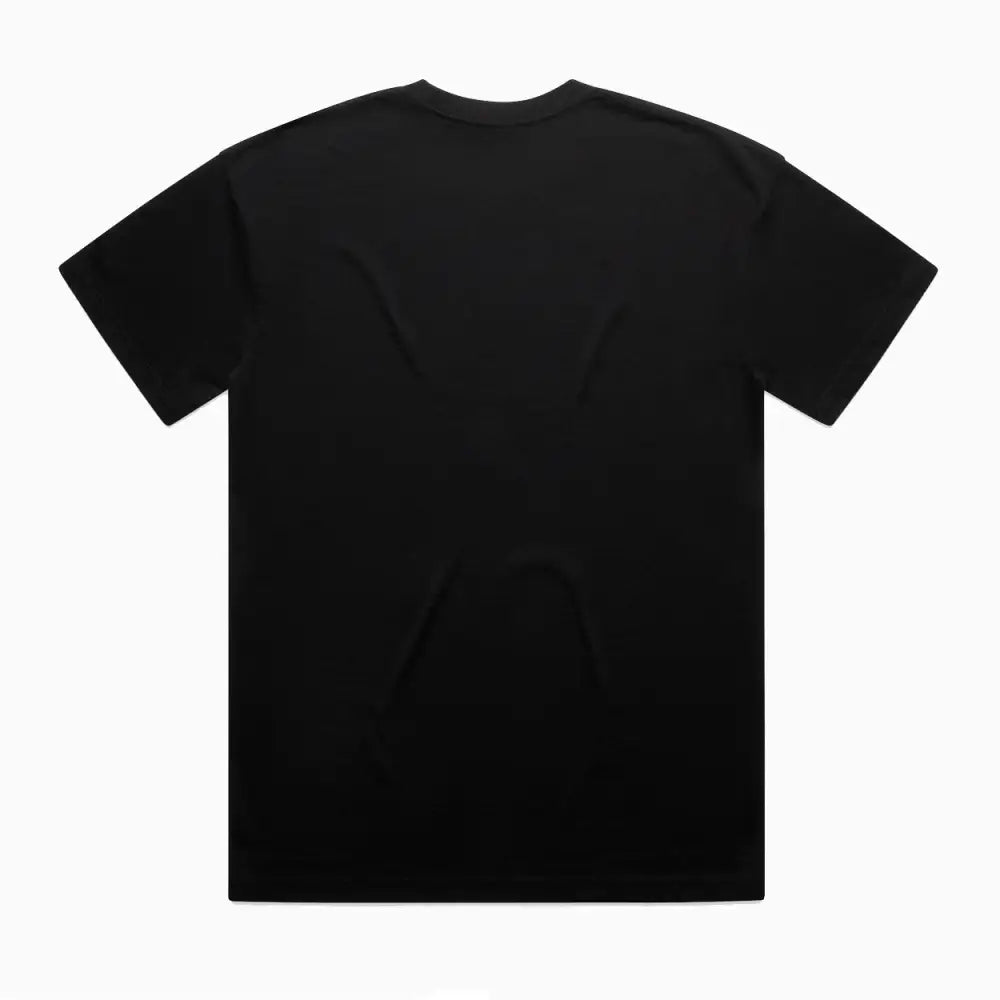 Black short-sleeved t-shirt.