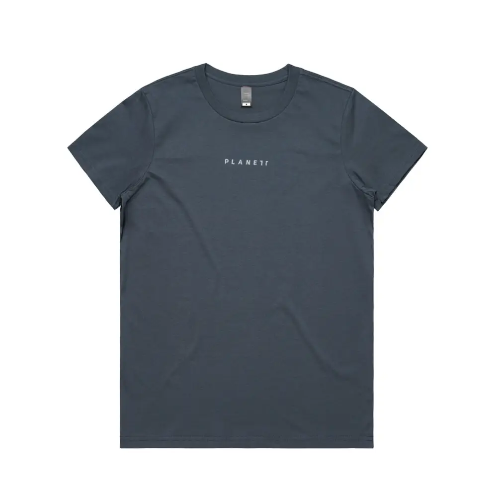 Gray crew neck t-shirt.