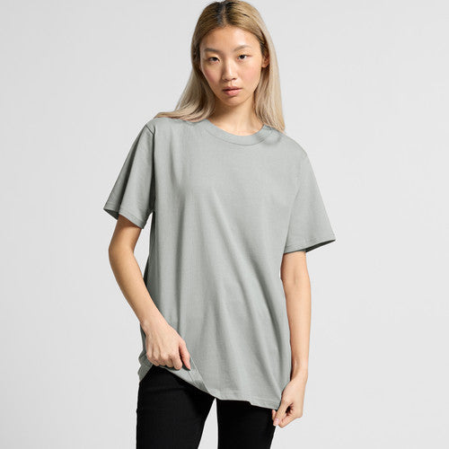 Light gray oversized t-shirt with short sleeves and a relaxed fit.