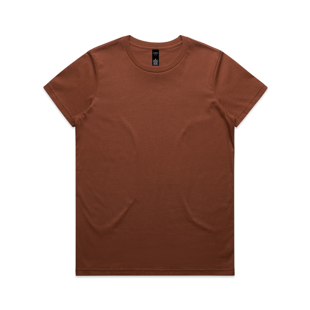 Brown t-shirt with short sleeves and crew neck.