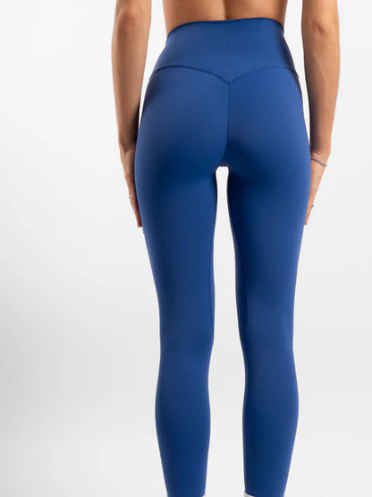 Riviera Invicible Scrunch Leggings - Activewear