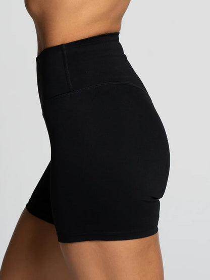 Onyx Invicible Scrunch Shorts - Activewear