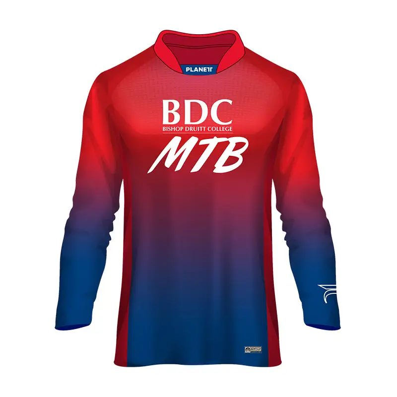 Red and blue long-sleeved shirt.