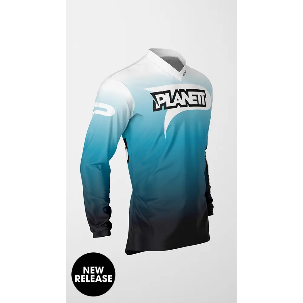 Long-sleeved gradient jersey.