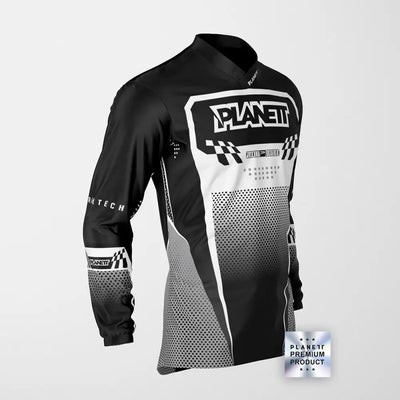 Black and white long-sleeved shirt.