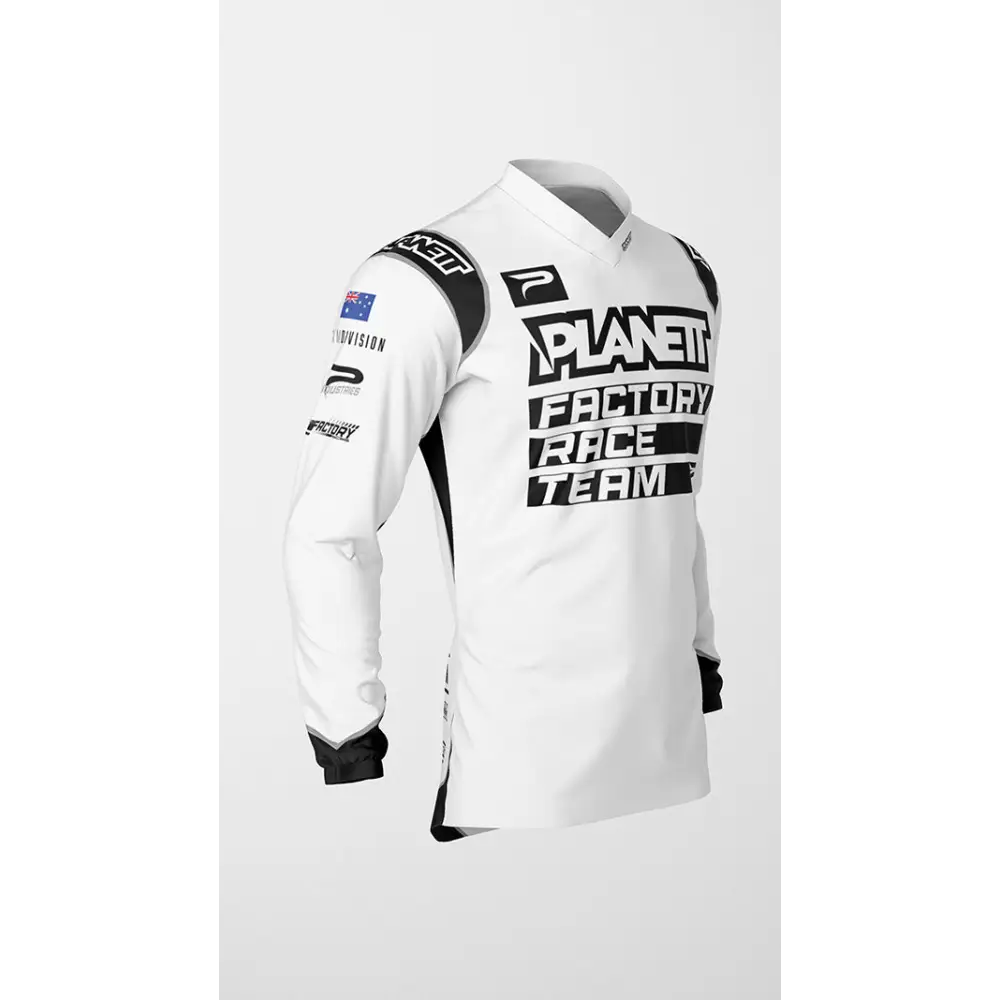 White long-sleeved racing jersey.