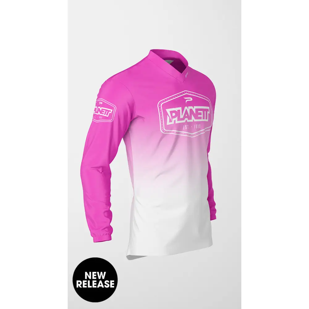 Pink and white gradient long-sleeved shirt.