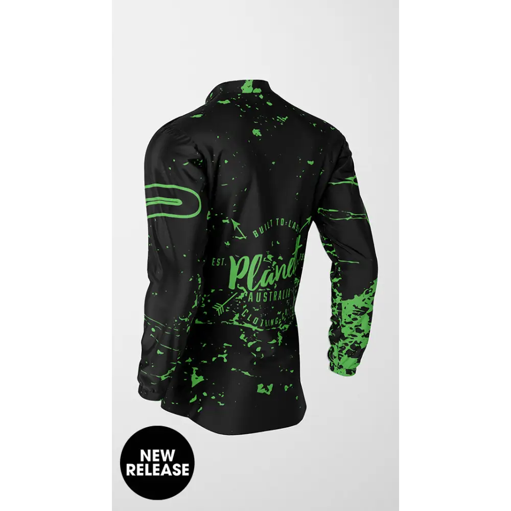 Black and green long-sleeved shirt.