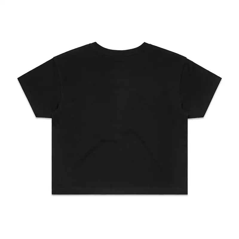 Black short-sleeved t-shirt.