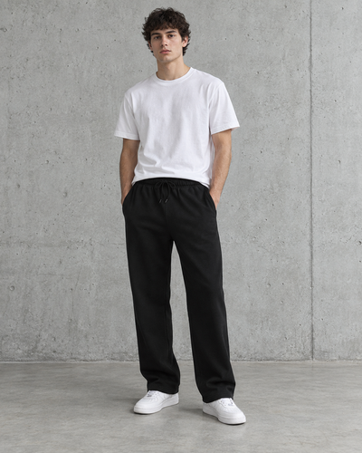 Relax Cuffless Track Pants 5942 in black on model