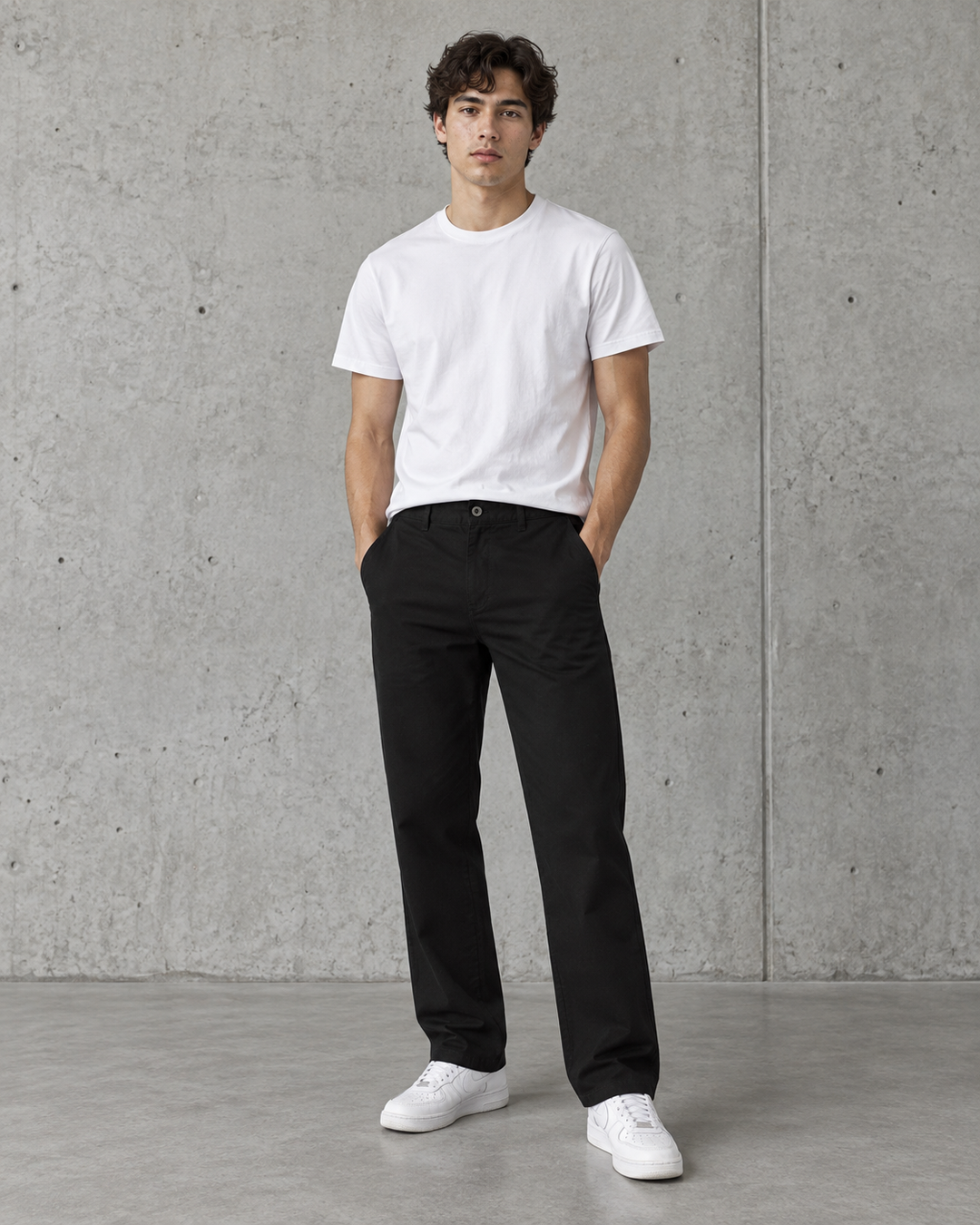 Relaxed Pants 5931 in black on male model