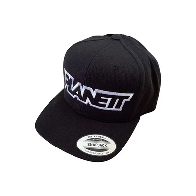 Black snapback cap.
