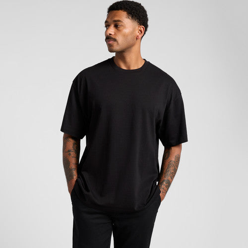 Black oversized t-shirt with crew neck and short sleeves, made of cotton.