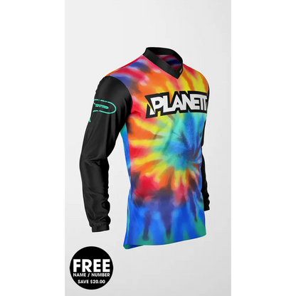 Tie-dye long-sleeved shirt.