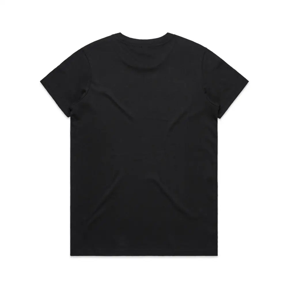 Black short-sleeved t-shirt.