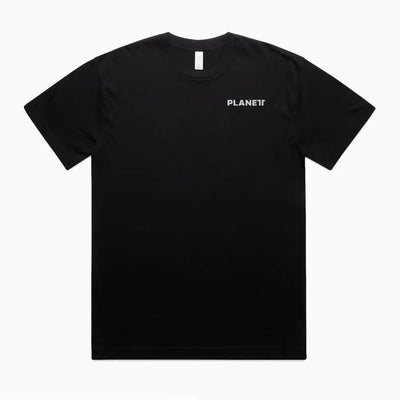 Black t-shirt.