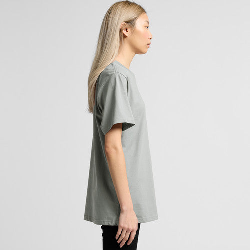 Olive green oversized t-shirt with short sleeves and a relaxed fit.